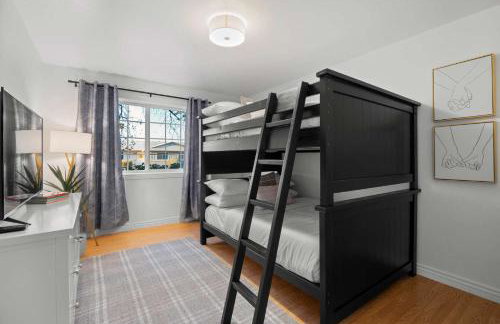 Shangri La Home - Boho Chic with Patio Pool & Grille - Foto 34