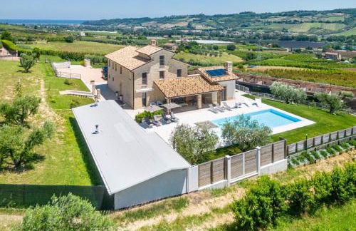 Villa Amore di Ada - Modern Design Villa - AirCo, Private Pool & Near The Beach - Foto 5