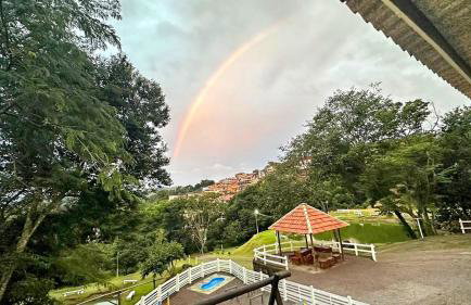 Chalé romântico com banheira aquecida - Foto 34