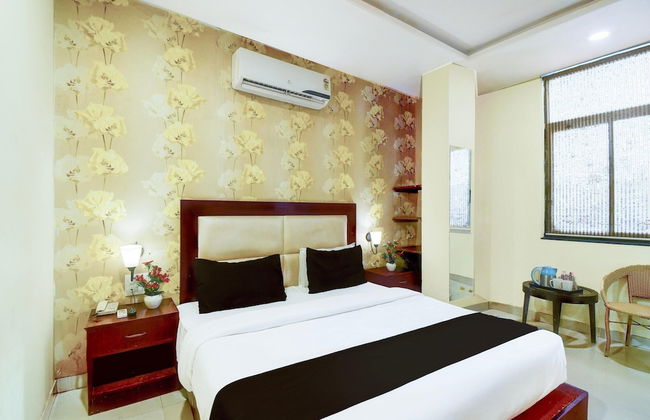 Luxury Stays With Pool Near Akshardham Temple - Foto 19