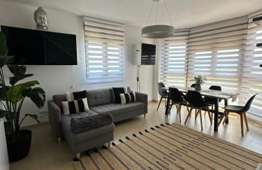 El Capricho de la Hayuela - Photo 2