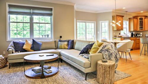 Colonial-Style Warwick Retreat - 1 Hour to NYC! - Foto 5