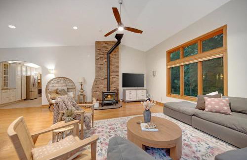 3 Acre Stillwater Oasis,Min from Downtown,Hot Tub - Foto 13