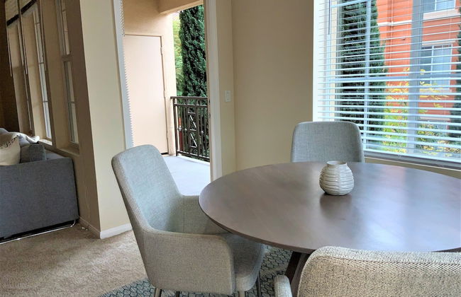 Platinum Triangle Apartments - Foto 6