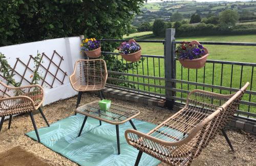 The Pigsty - Photo 16