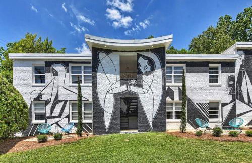 Spacious Conveniently Located 1BR in Myers Park - Photo 4