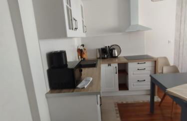 T3 au 1er étage sans ascenseur - Foto 1