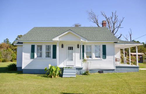 3BR Quiet Cottage Private Dock Fishing - Foto 1