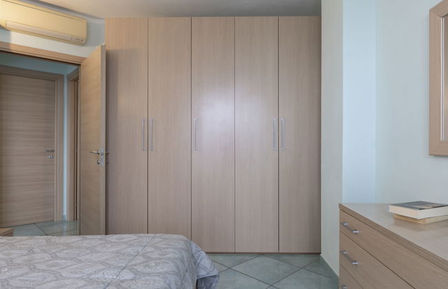 3 bedroom House in Cipressa with garden and terrace - Photo 13