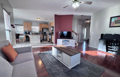 Amazing 4 BDRM home w garage in Charlotte - Foto 27