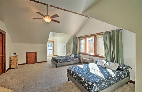 Lake Lovers Oasis Hot Tub and Mt Rainier View! - Foto 14