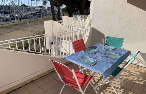 Bel Appt T2 avec terrasse aménagée, moderne & confortable pour 4 pers, Port Camargue - FR-1-731-93 - Foto 2