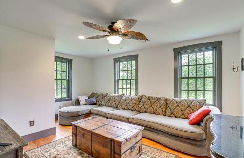 Spacious and Historic Cabin in New Haven with Pond! - Foto 19