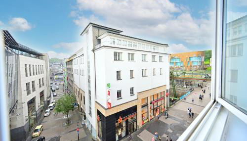 Beautiful 2-Room Apartment in City Center with Kitchen and Free Wifi - Foto 2