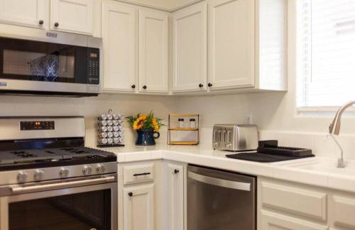 Gateway Retreat: Short Drive to the Sequoias - Foto 12