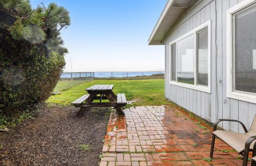 Water's Edge Oceanside Home - Foto 4