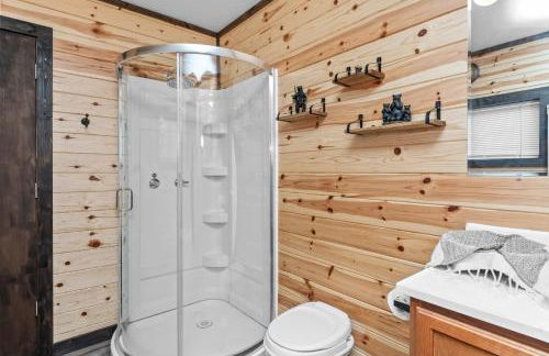 Off Grid Cozy Private Cabin - Foto 10