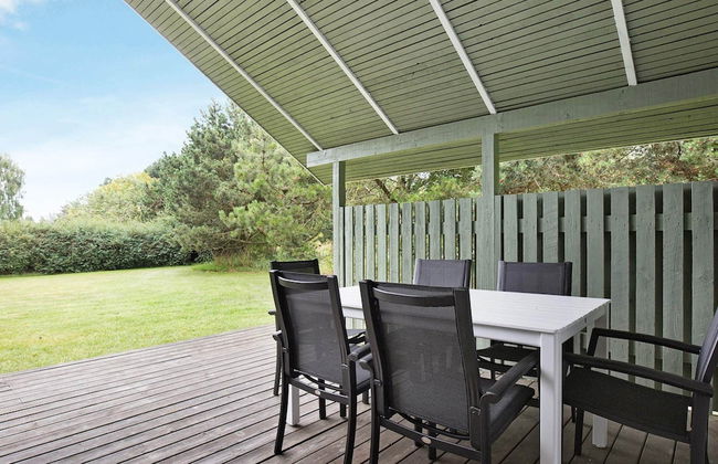 Comfortable Holiday Home in Dannemare with Hot Tub - Photo 31