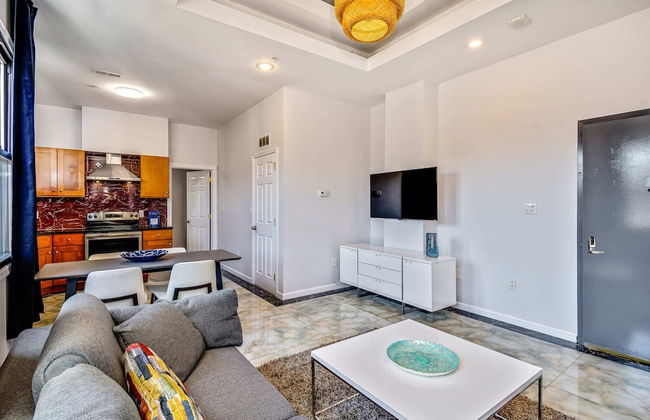 Retreat in a Stylish 2BD Apartment in the Heart of the City - Foto 7