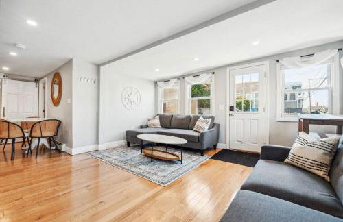 Beachfront Parking Salisbury Beach Retreat - Foto 9