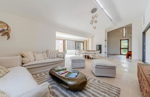 Magnifique villa au coeur de la campagne de Gordes - Photo 39