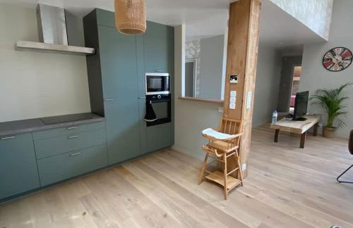 Villa avec piscine couverte et proche de la mer - Foto 16