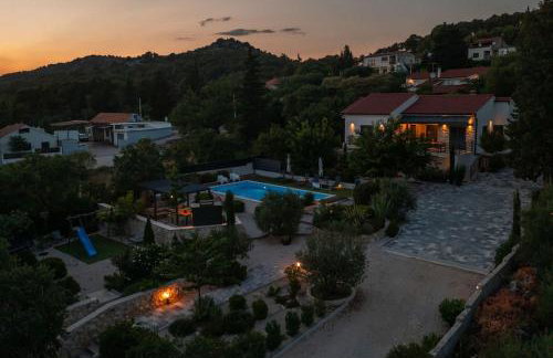 Villa Toni - Photo 53