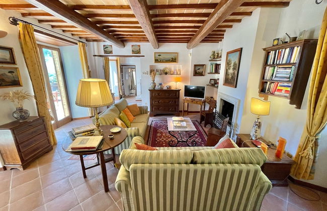 Luxurious Umbrian Retreat for 10 With Private Terrace and Pool - Foto 48