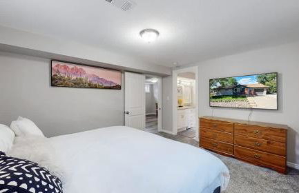 Charming four bedroom home with large yard and plenty of room for family - Foto 4