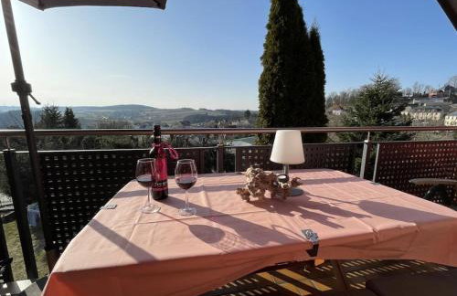 Long 4 stars with balcony - Foto 12