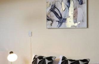 Comfortable 2 Bedroom House - Foto 27