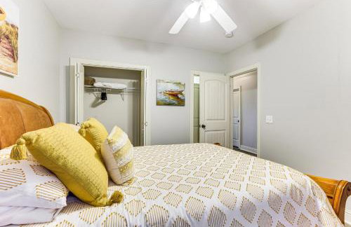 Private Patio, Decks Waterfront Eatonton Townhome - Foto 26