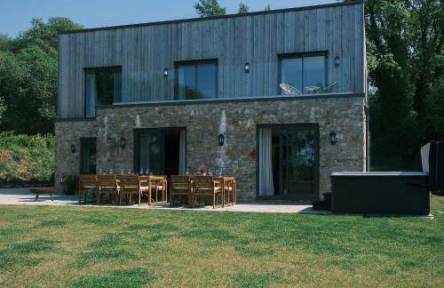 Brockview House - Eco 4 bed - Photo 7