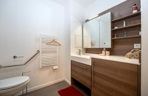 Les Belles Lettres - centre ville face à la Gare - 20 mn de Paris St Lazare - Foto 24