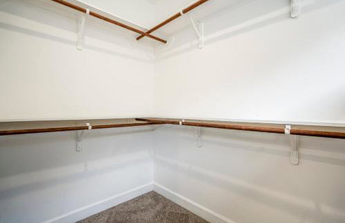 Spacious Luxe Stay , Near DT, MedCtr & NRG, New - Photo 45