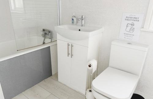 Wordsworth House by Sapphire Properties -Near to BAE Systems - Photo 11