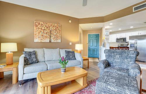 Getaway with Balcony and Spa 13 Mi to Old Town - Foto 5