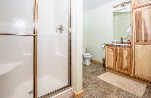 Northwoods Getaway - Photo 26