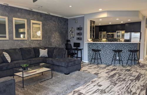 *NEW* Lux Scottsdale Home with Pool, Hot Tub, and Gym - Foto 2