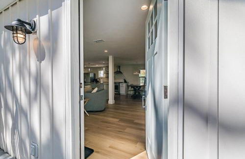 Newly Renovated LowCountry Cottage with Marsh Views - Sleeps 6 - Foto 11