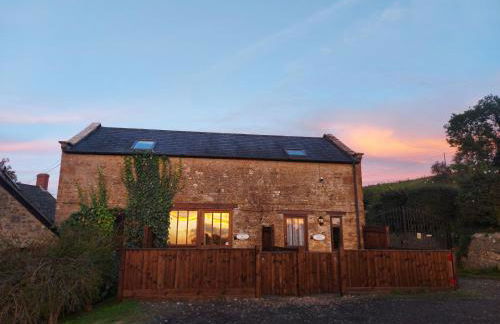 Barton Cottage - Photo 3