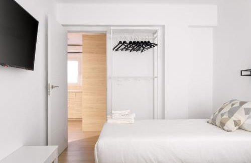 3 hab dobles, 2 baños, AC, junto al Casco Viejo OL - Foto 13