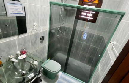 Casa espaçosa com sala de jogos interna e externa - Photo 27