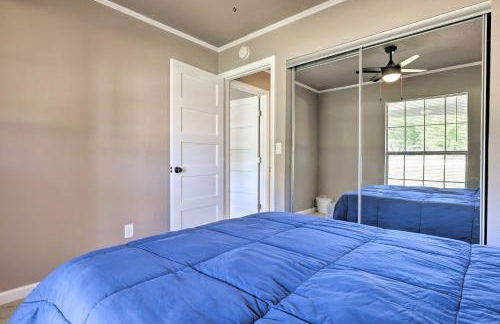 Quiet Haven with Hot Tub, 4 Mi to Canyon Lake! - Foto 17