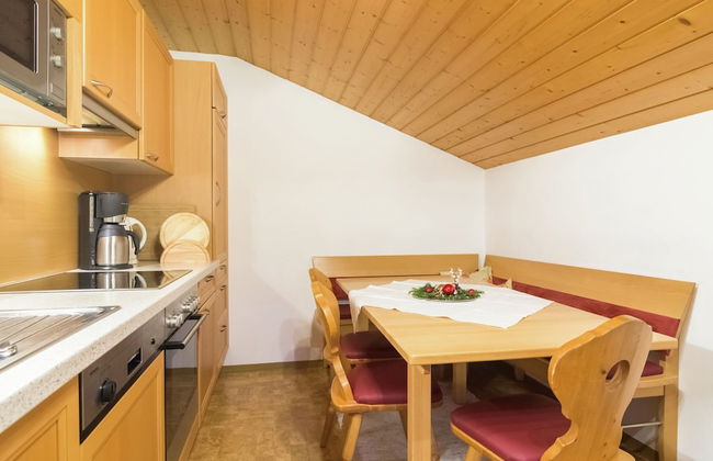 Spacious Apartment with Garden near Ski Area in Wagrain - Photo 10