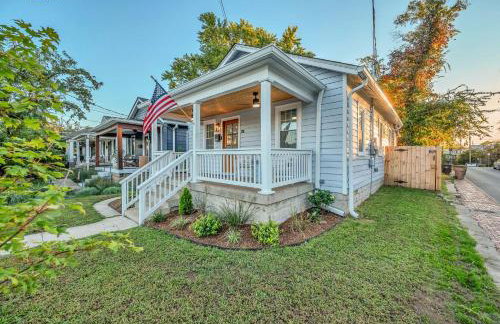 Fully Furnished Bungalow with Deck Near City Center - Foto 15