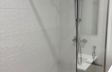 Appt Studio avec Balcon Parking privé, Piscine, proche Golf St Donat - Foto 15