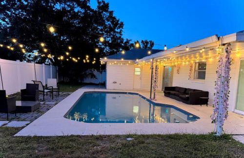 Poolside Suite APT 15 min from ThemeParks & MCO - Foto 8