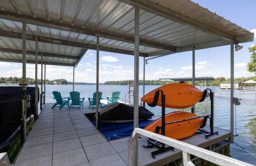 New Home, Dock, Kayaks, Game Room, Water Views - Foto 39