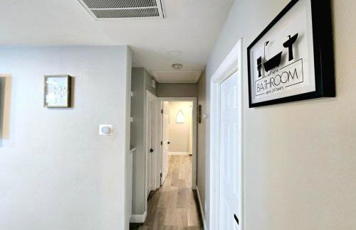 Escondido Front Unit 3-BR by SD STAY - Foto 24